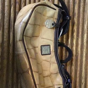 Dooney & Bourke Classic purse.